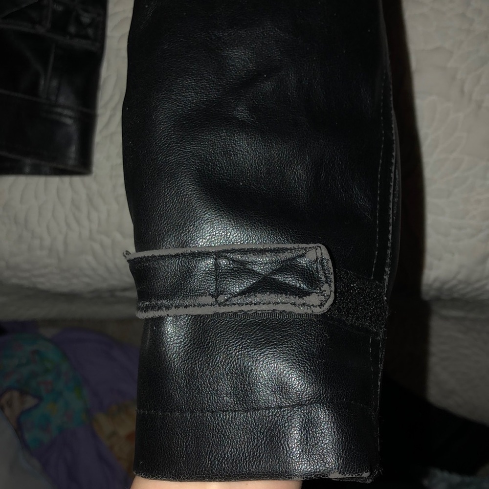 leather jacket - Picture 5 of 5